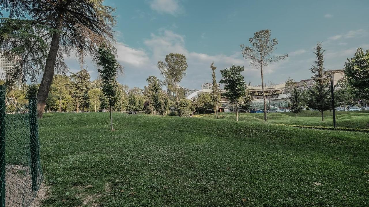 Kelly'S Cozy Hideaway - Central Tirana Exterior foto